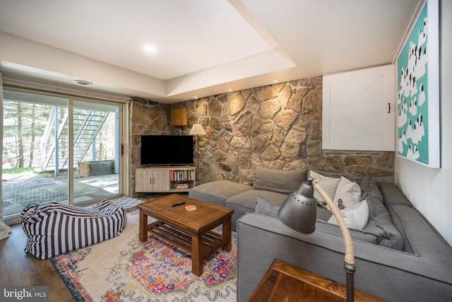 636 Paradise Hts, Oakland, MD 21550 - living room featuring wood finished floors