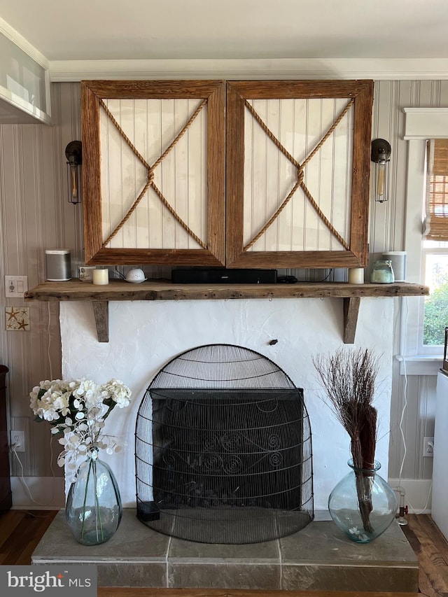 204 Coral St, Beach Haven, NJ 08008 - detailed view of wood finished floors