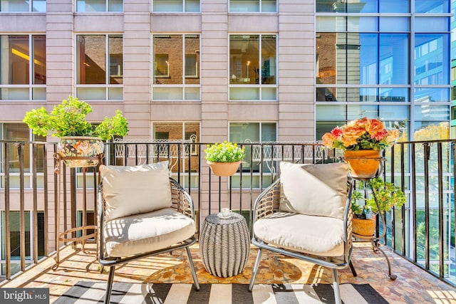 1026 16th St NW Unit 505, Washington, DC 20036 - view of balcony