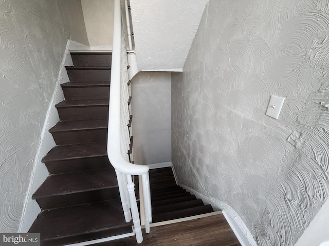1000 E Preston St, Baltimore, MD 21202 - stairway featuring wallpapered walls and wood finished floors