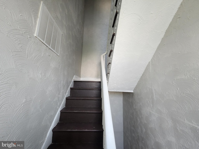 1000 E Preston St, Baltimore, MD 21202 - stairway featuring a barn door