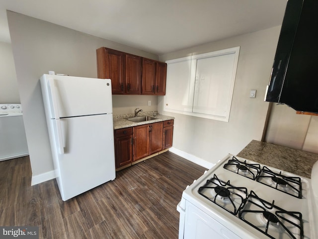 1000 E Preston St, Baltimore, MD 21202 - kitchen with white appliances, a sink, dark wood-style flooring, and baseboards