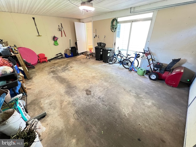 1027 Hart Rd, Baltimore, MD 21286 - garage with a garage door opener