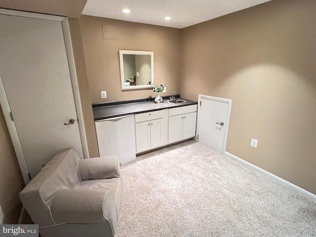 1027 Hart Rd, Baltimore, MD 21286 - bar area with a sink, carpet floors, baseboards, and recessed lighting