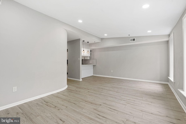 234 N 3rd St Unit 401, Philadelphia, PA 19106 - unfurnished living room featuring recessed lighting, light wood-type flooring, and baseboards