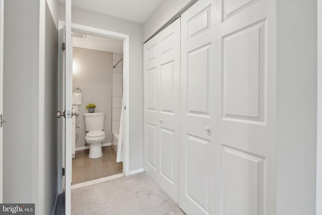 6842 Heatherway Ct, Alexandria, VA 22315 - bathroom featuring toilet and bathtub / shower combination