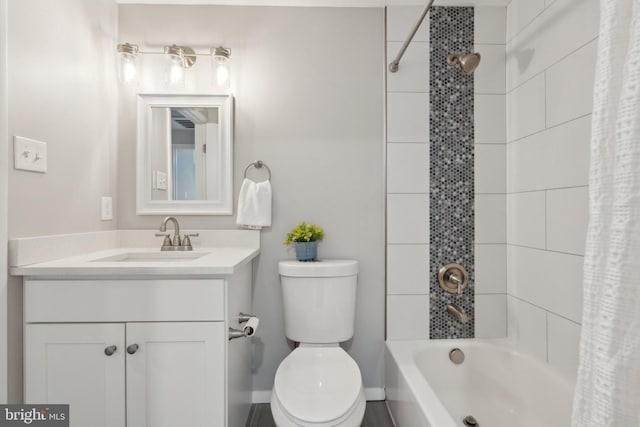 6842 Heatherway Ct, Alexandria, VA 22315 - bathroom featuring toilet, shower / bath combo, and vanity