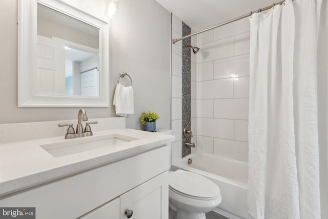 6842 Heatherway Ct, Alexandria, VA 22315 - full bath with shower / bath combination with curtain, toilet, and vanity