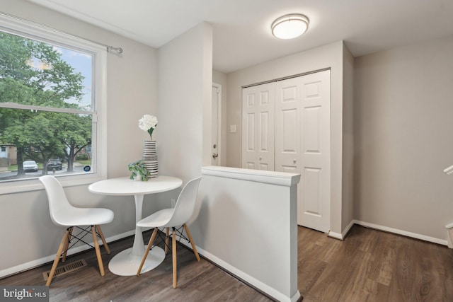 6842 Heatherway Ct, Alexandria, VA 22315 - dining area featuring wood finished floors and baseboards
