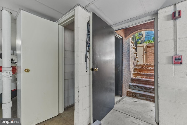 54 Wolfe St, Alexandria, VA 22314 - view of hallway