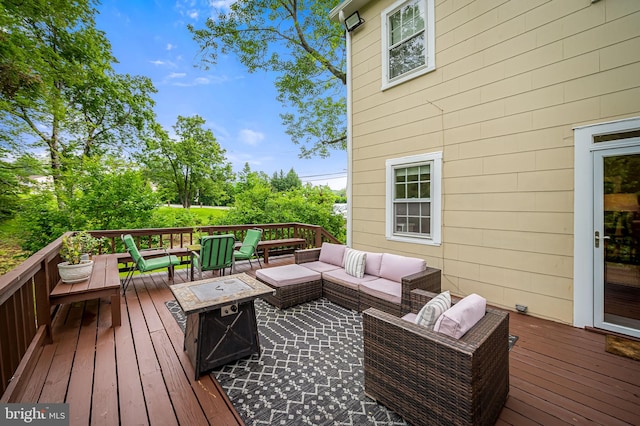 1602 S Rolling Rd, Halethorpe, MD 21227 - wooden terrace featuring an outdoor living space