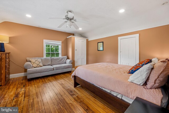 1602 S Rolling Rd, Halethorpe, MD 21227 - bedroom featuring lofted ceiling, wood-type flooring, baseboards, a ceiling fan, and recessed lighting