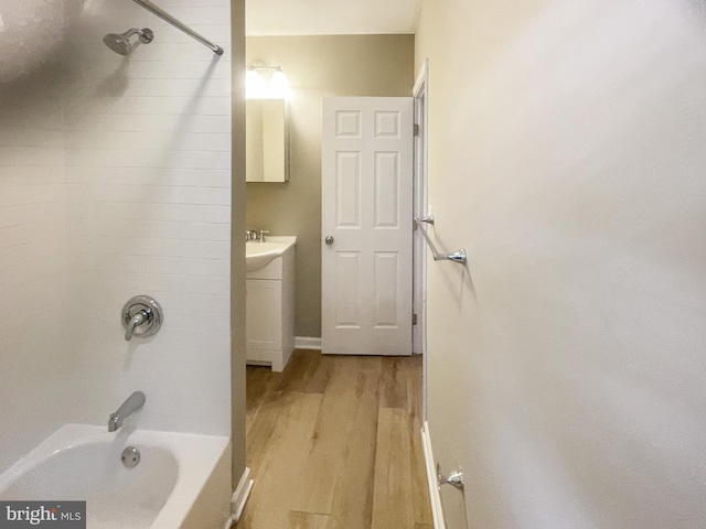 978 N 45th St, Philadelphia, PA 19104 - full bathroom with wood finished floors, vanity, and shower / bathtub combination
