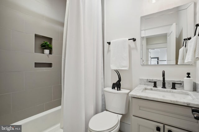 408 M St NW Unit 4, Washington, DC 20001 - bathroom with vanity, toilet, and shower / bathtub combination with curtain