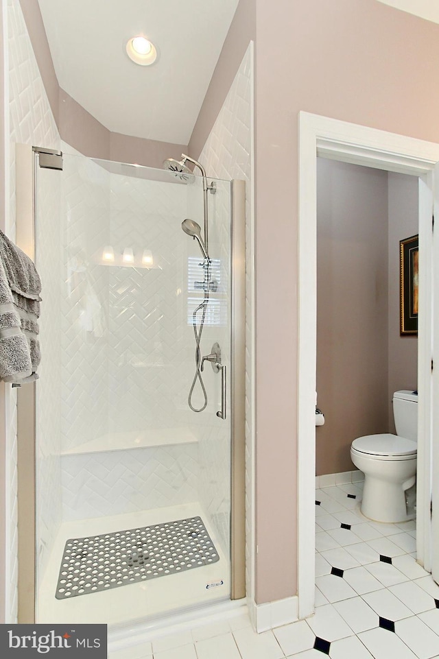 120 Fortnightly Blvd, Herndon, VA 20170 - full bathroom featuring toilet, a shower stall, tile patterned flooring, recessed lighting, and baseboards