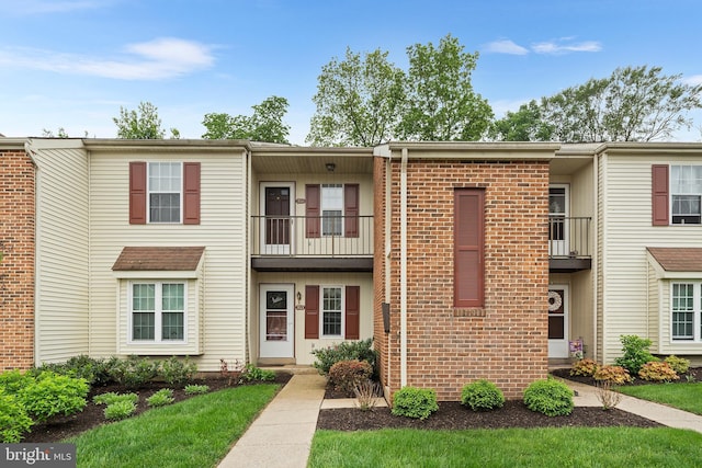 355 Westridge Cir Unit 128, Phoenixville, PA 19460 - multi unit property featuring brick siding