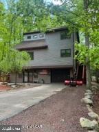 208 Owego Dr, Hazleton, PA 18202