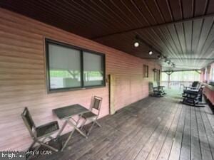 208 Owego Dr, Hazleton, PA 18202