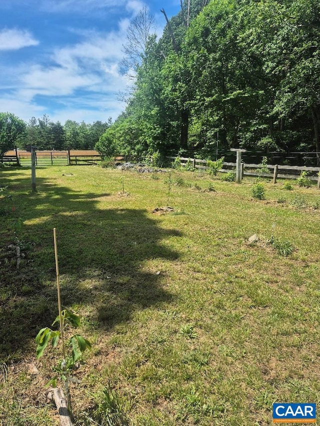 566 Holman Mill Rd, Farmville, VA 23901 - view of yard with a rural view