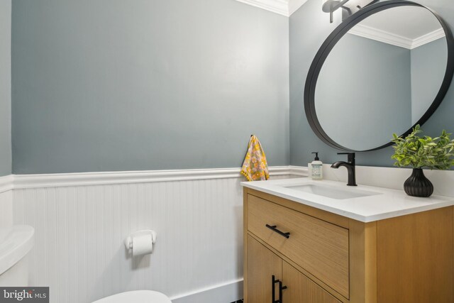 520 Perry Dr, Mount Laurel, NJ 08054 - half bath with toilet, crown molding, vanity, and a wainscoted wall