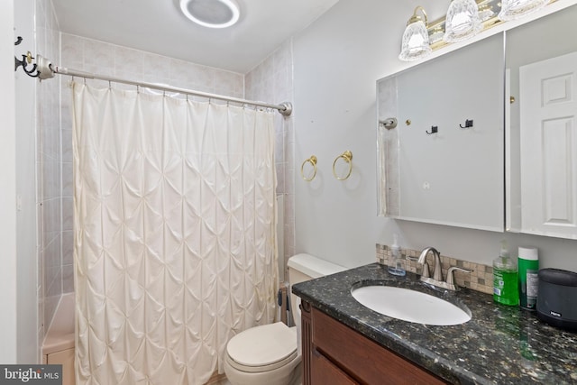 602 Tallowood Ln, Mount Laurel, NJ 08054 - full bath featuring vanity, shower / bath combo, and toilet