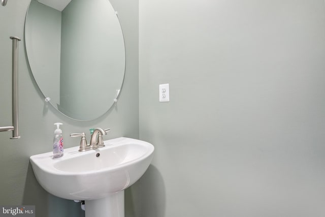 11041 Lee St, King George, VA 22485 - bathroom featuring a sink