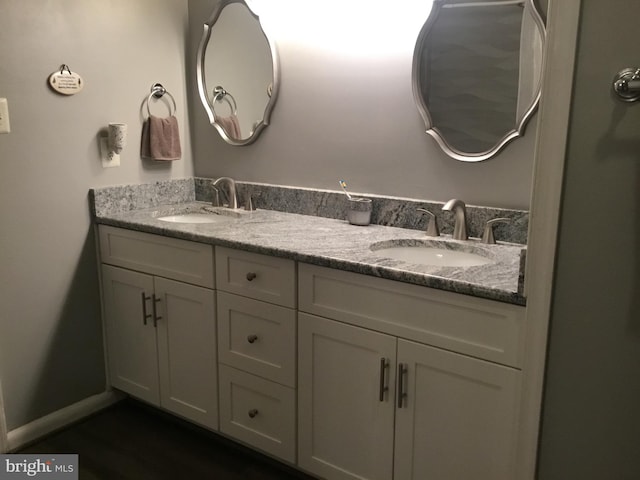 7709 Gromwell Ct, Springfield, VA 22152 - bathroom featuring double vanity
