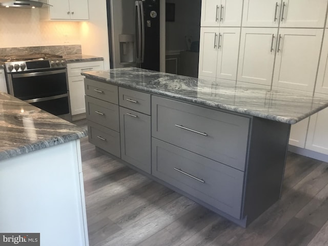 7709 Gromwell Ct, Springfield, VA 22152 - kitchen featuring stainless steel appliances, dark wood-type flooring, white cabinetry, and gray cabinetry