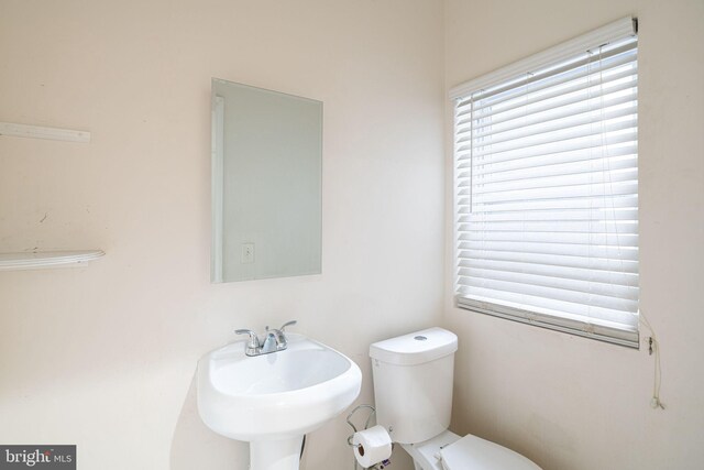 1531 Swain St, Philadelphia, PA 19130 - bathroom featuring a sink and toilet