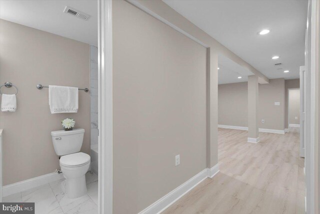 5521 4th St NW, Washington, DC 20011 - full bathroom featuring toilet, baseboards, and recessed lighting
