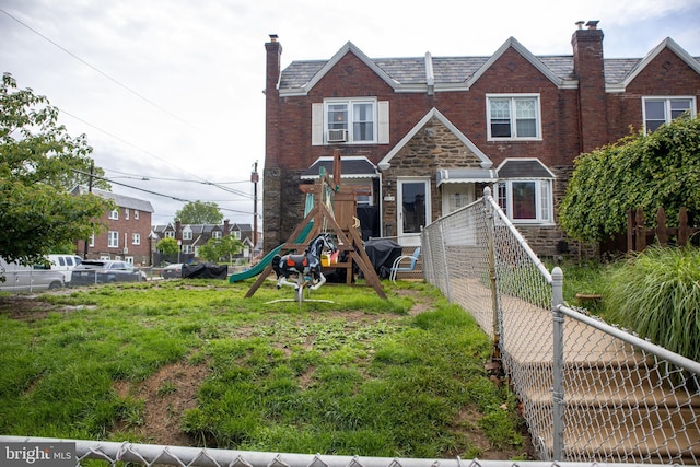 3334 Vista St, Philadelphia, PA 19136 - view of property featuring a chimney, fence, and brick siding