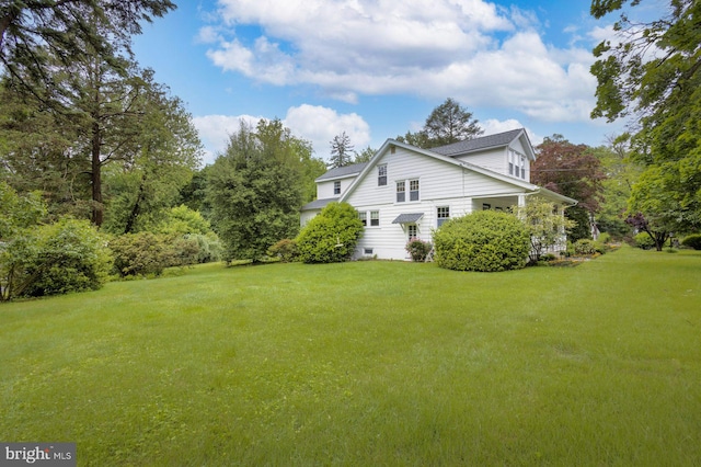 550 Somerton Ave, Philadelphia, PA 19116 - view of grassy yard
