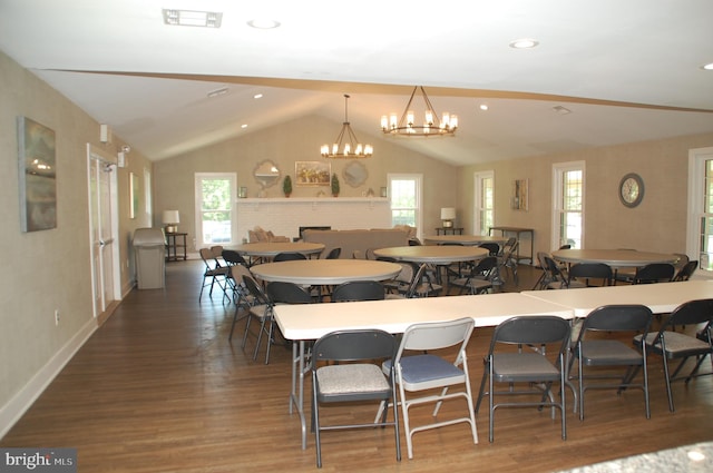 404 Franklin Ct, North Wales, PA 19454 - dining area with vaulted ceiling, healthy amount of natural light, wood finished floors, a chandelier, and recessed lighting