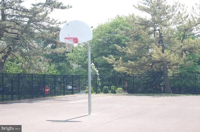 404 Franklin Ct, North Wales, PA 19454 - view of sport court with community basketball court
