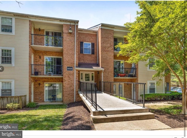 18318 Streamside Dr Unit 203, Gaithersburg, MD 20879 - view of property