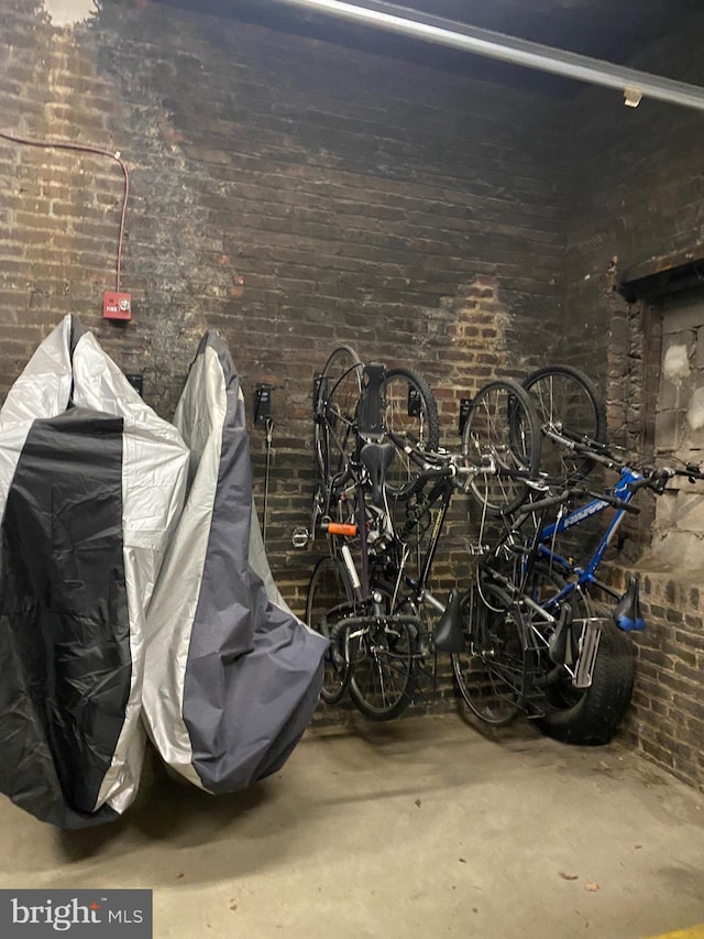 1858 California St NW Unit 33, Washington, DC 20009 - view of garage