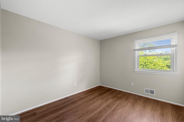 12516 Castleleigh Pl, Silver Spring, MD 20904 - unfurnished room with wood finished floors and baseboards