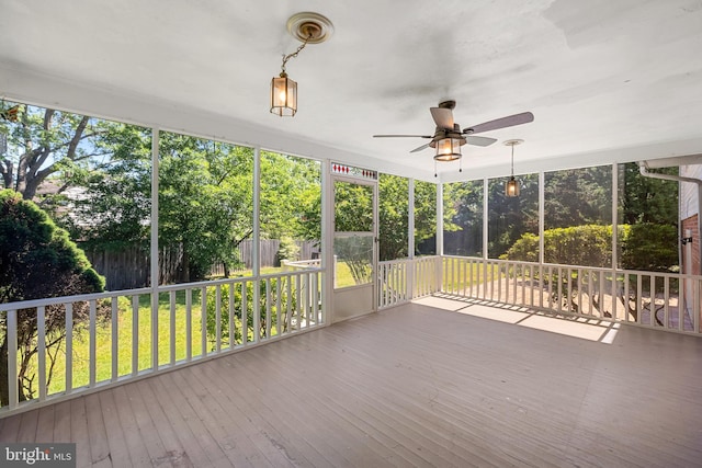 12516 Castleleigh Pl, Silver Spring, MD 20904 - unfurnished sunroom with a ceiling fan
