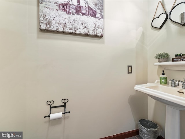 3622 Pricetown Rd, Fleetwood, PA 19522 - bathroom featuring a sink and baseboards