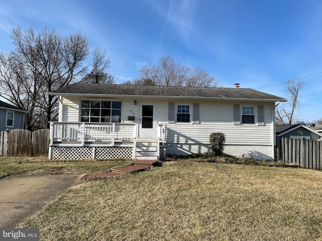 807 Fulton Pl, Woodbridge, VA 22191 - view of front facade with covered porch