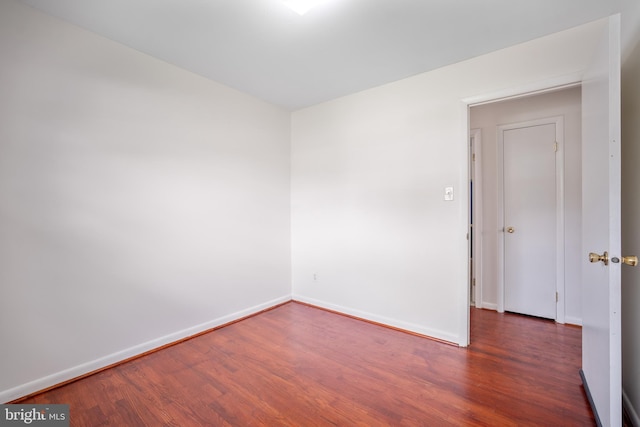 807 Fulton Pl, Woodbridge, VA 22191 - unfurnished room featuring wood finished floors and baseboards