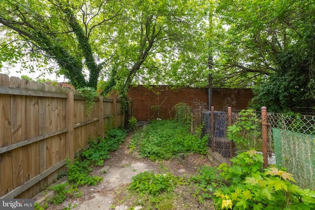 1839 Ramsay St, Baltimore, MD 21223 - view of fenced backyard
