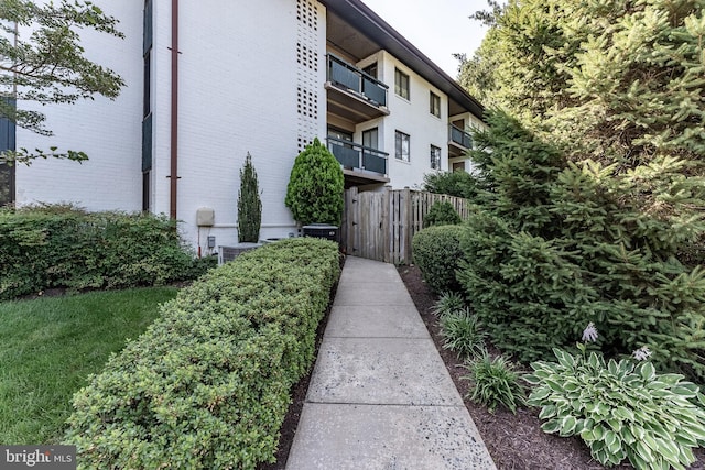 2856 Dover Ln Unit 103, Falls Church, VA 22042 - view of building exterior