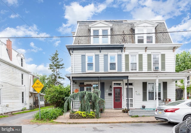 135 Lucknow Rd, Harrisburg, PA 17110 - view of front of house with mansard roof and covered porch