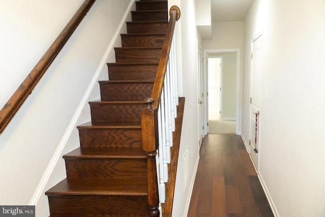 42624 Lisburn Chase Ter, Chantilly, VA 20152 - stairway with hardwood / wood-style flooring and baseboards