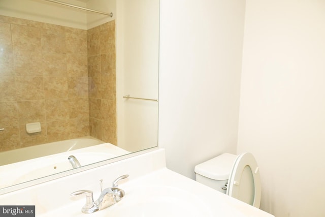 42624 Lisburn Chase Ter, Chantilly, VA 20152 - full bath featuring toilet, bathtub / shower combination, and vanity