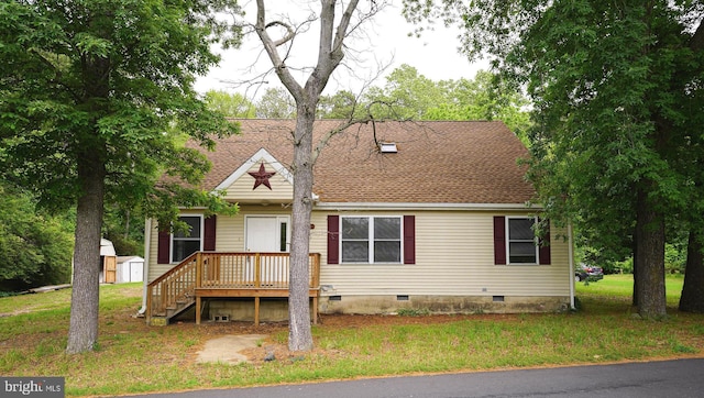 11699 Norris Twilley Rd, Sharptown, MD 21861 - view of front facade featuring crawl space, a front yard, and roof with shingles