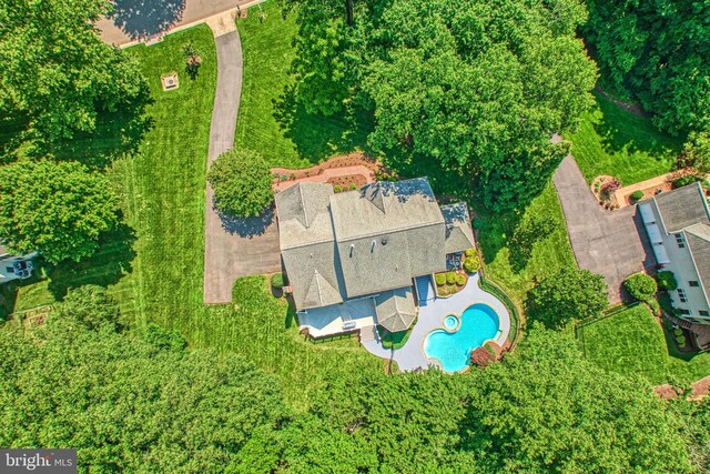 1296 Newkirk Ct, Vienna, VA 22182 - aerial view of a pool