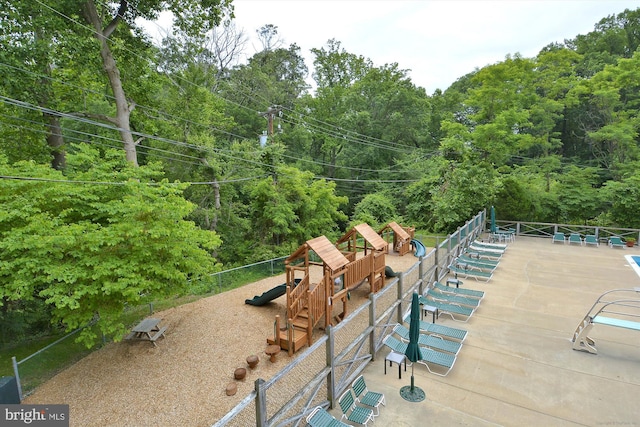 201 Nottingham Hl, Annapolis, MD 21405 - view of patio / terrace