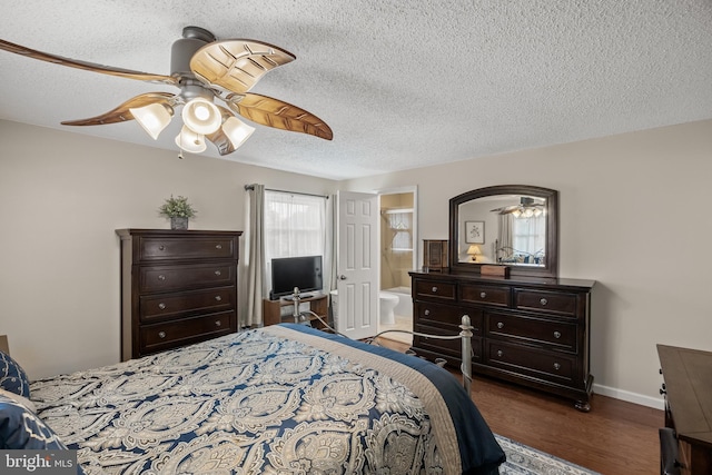 24 Holyoke Dr, Delran, NJ 08075 - bedroom with wood finished floors, a textured ceiling, a ceiling fan, baseboards, and connected bathroom